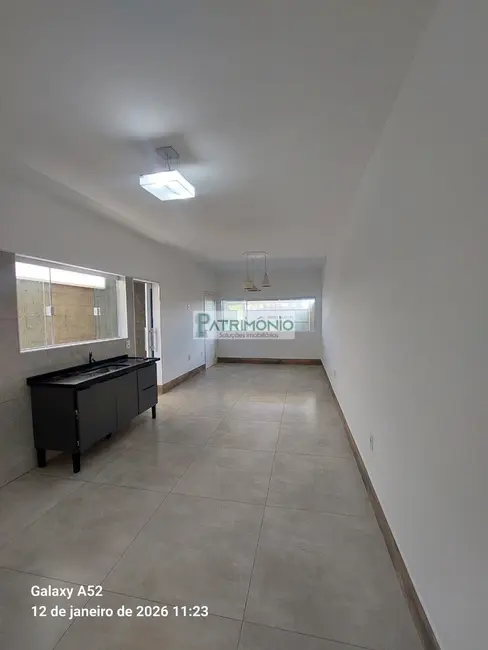 Foto 3 de Casa de Condomínio com 2 quartos à venda, 125m2 em Jaguariuna - SP