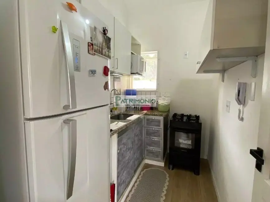 Foto 9 de Casa de Condomínio com 2 quartos à venda e para alugar, 80m2 em Jaguariuna - SP