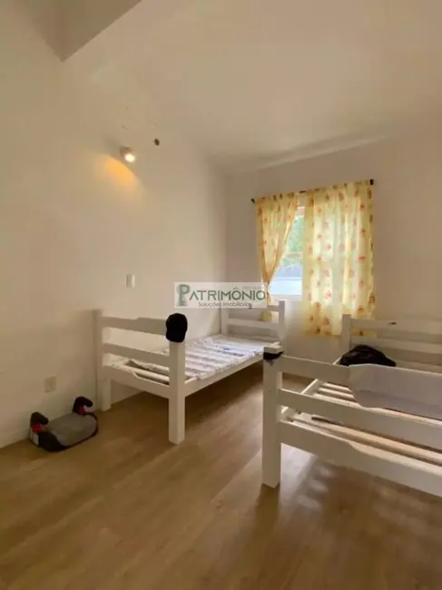 Foto 6 de Casa de Condomínio com 2 quartos à venda e para alugar, 80m2 em Jaguariuna - SP