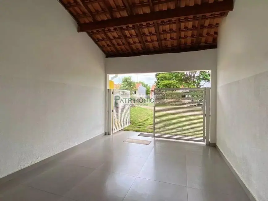 Foto 8 de Casa de Condomínio com 2 quartos à venda e para alugar, 80m2 em Jaguariuna - SP