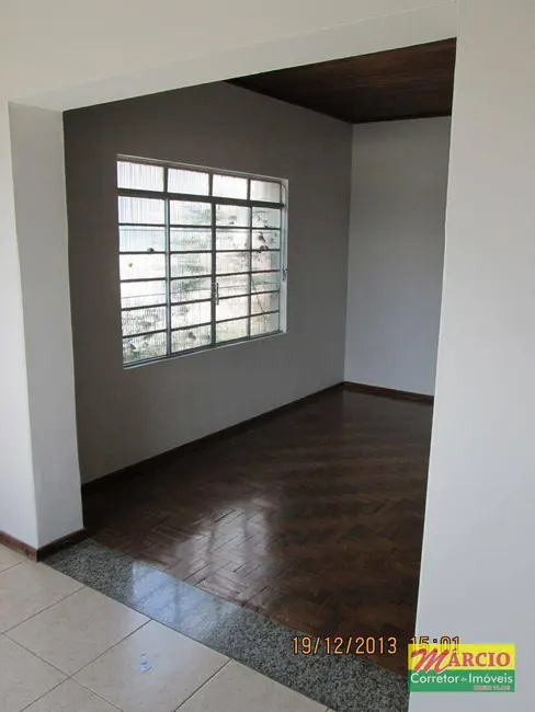 Casa com 3 quartos à venda, 354m2 em Oriente, Itajuba - MG - imagem 4 Foto 4 de Casa com 3 quartos à venda, 354m2 em Oriente, Itajuba - MG