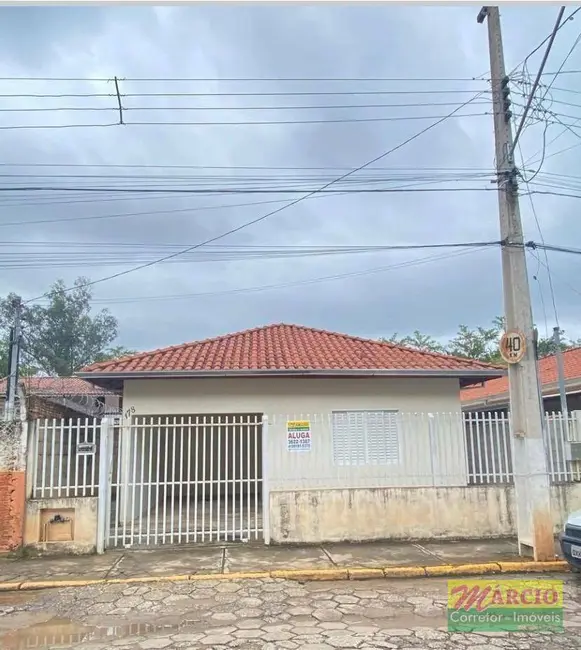 Foto 1 de Casa com 2 quartos à venda, 596m2 em Pirangucu - MG