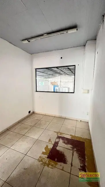 Foto 8 de Armazém / Galpão para alugar, 600m2 em Distrito Industrial, Itajuba - MG