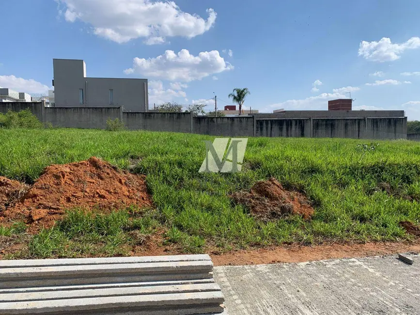 Foto 2 de Terreno / Lote à venda, 800m2 em Jardim Santa Amélia, Hortolandia - SP