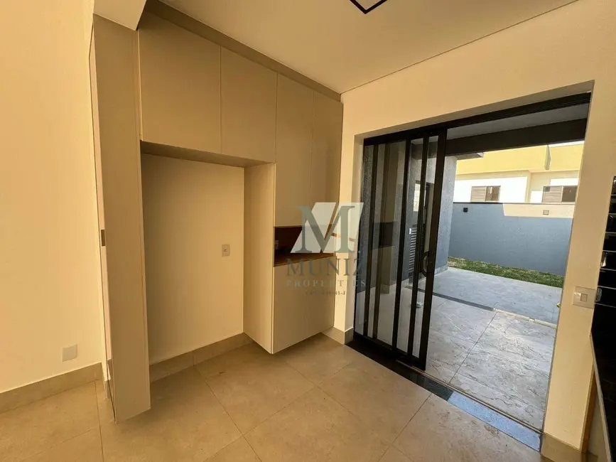 Foto 5 de Casa de Condomínio com 3 quartos à venda, 200m2 em Monte Mor - SP