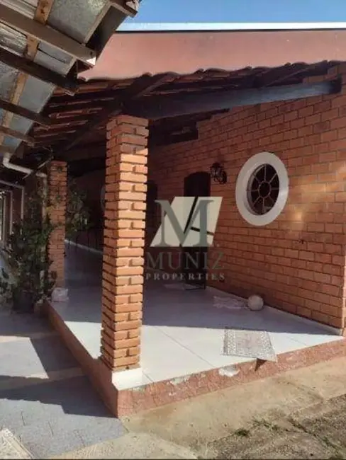 Foto 2 de Casa com 3 quartos à venda, 2035m2 em Pereiras - SP