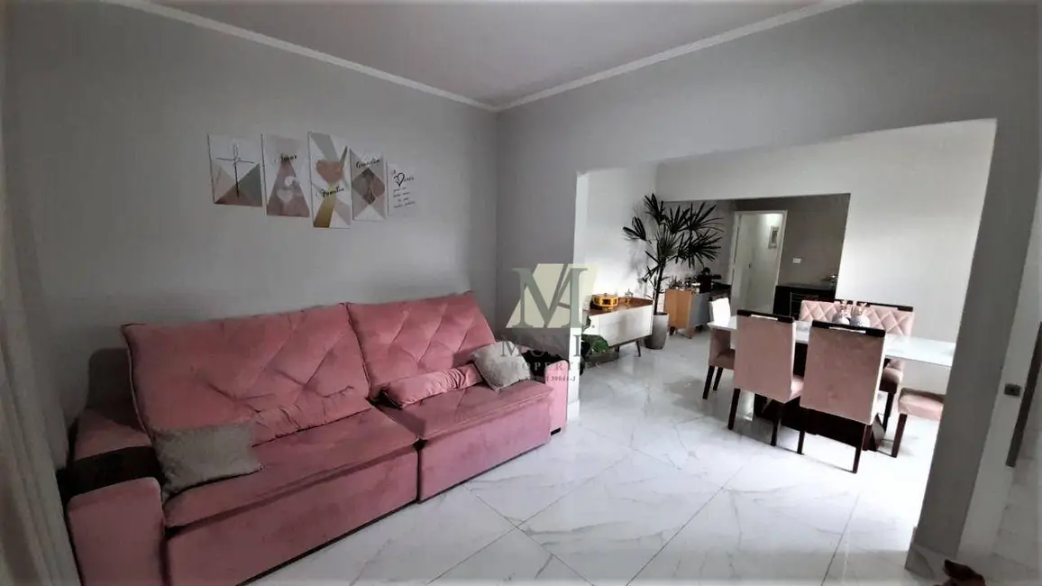 Foto 4 de Casa com 4 quartos à venda, 180m2 em Parque Novo Mundo, Americana - SP