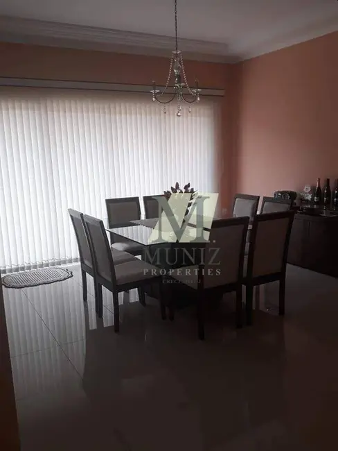 Casa de Condomínio com 3 quartos à venda, 300m2 em Cascata, Paulinia - SP - imagem 5 Foto 5 de Casa de Condomínio com 3 quartos à venda, 300m2 em Cascata, Paulinia - SP