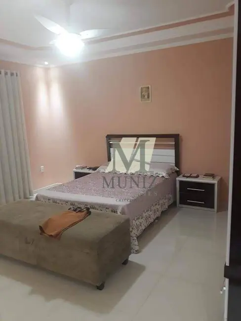 Casa de Condomínio com 3 quartos à venda, 300m2 em Cascata, Paulinia - SP - imagem 8 Foto 8 de Casa de Condomínio com 3 quartos à venda, 300m2 em Cascata, Paulinia - SP