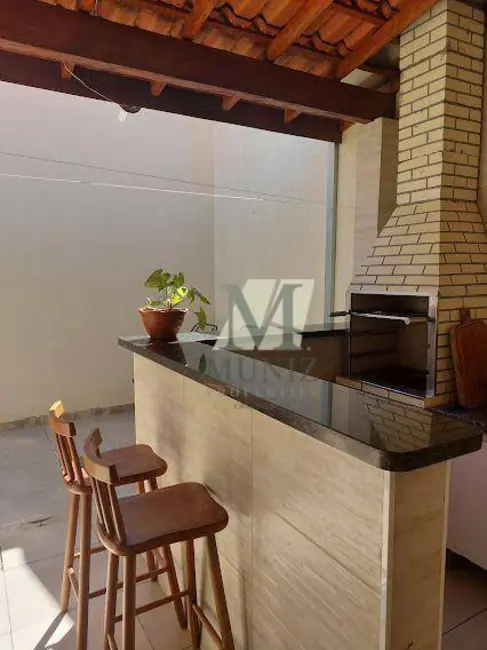 Foto 9 de Casa com 2 quartos à venda, 140m2 em Sumare - SP