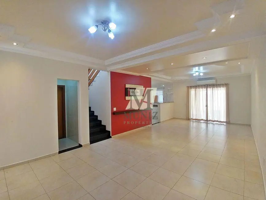 Foto 3 de Casa de Condomínio com 3 quartos para alugar, 300m2 em João Aranha, Paulinia - SP