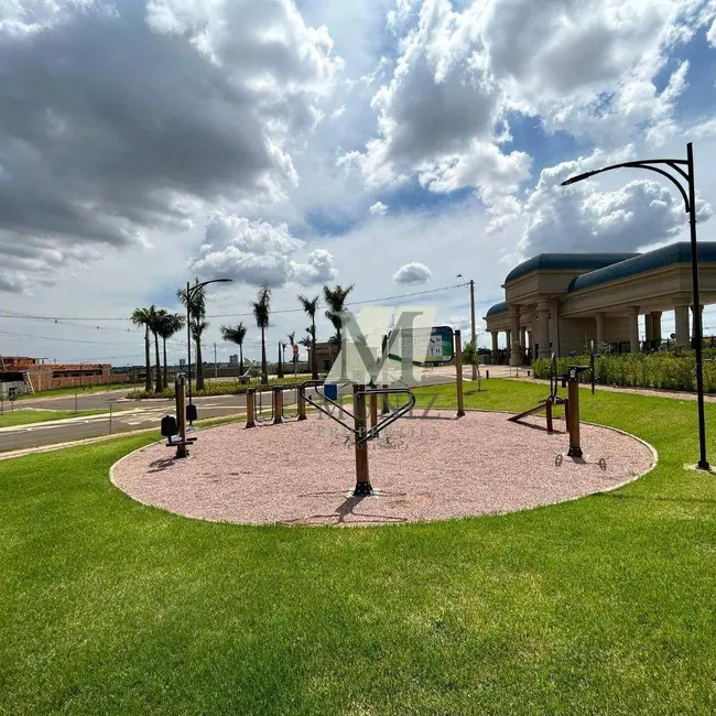 Foto 3 de Terreno / Lote à venda, 330m2 em Parque Brasil 500, Paulinia - SP