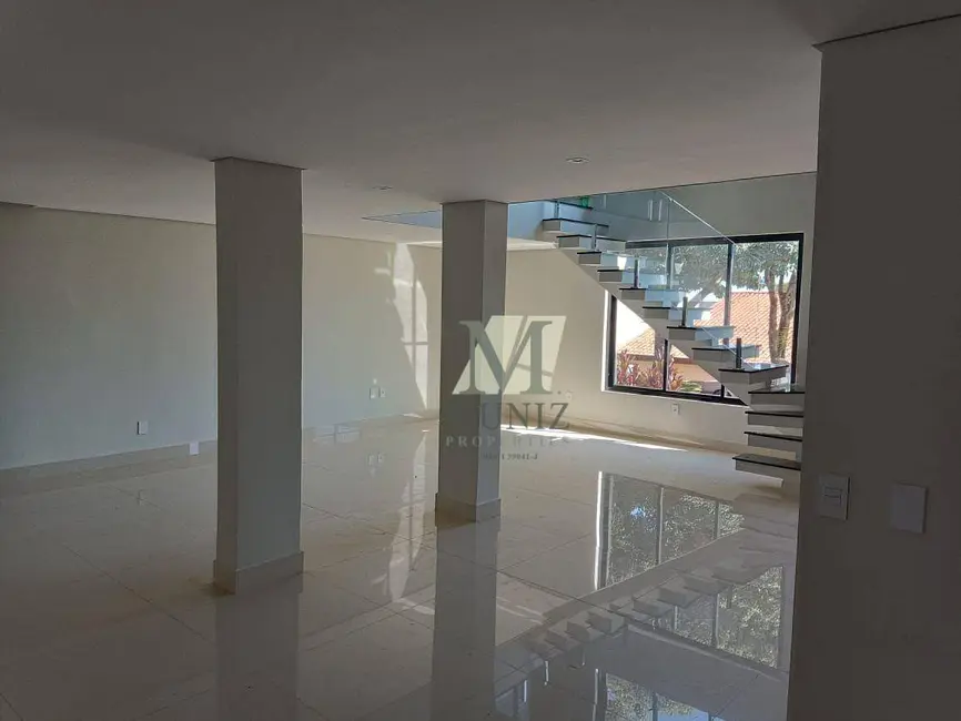 Foto 2 de Casa com 3 quartos à venda, 462m2 em Campinas - SP