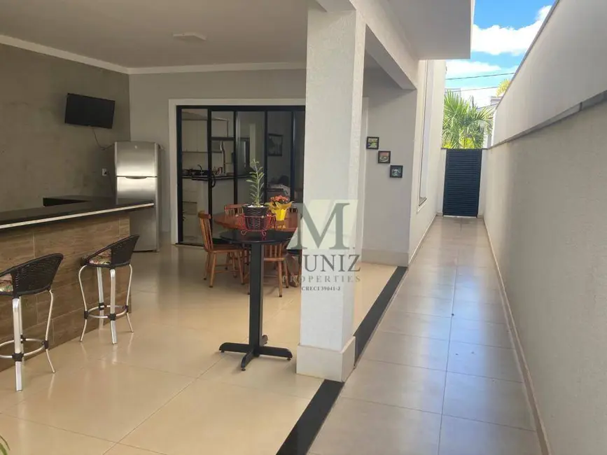 Casa de Condomínio com 3 quartos à venda, 390m2 em Paulinia - SP - imagem 6 Foto 6 de Casa de Condomínio com 3 quartos à venda, 390m2 em Paulinia - SP