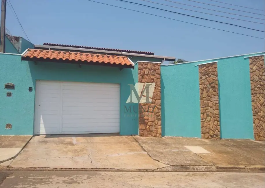 Foto 1 de Casa com 3 quartos à venda, 300m2 em São Luiz, Paulinia - SP