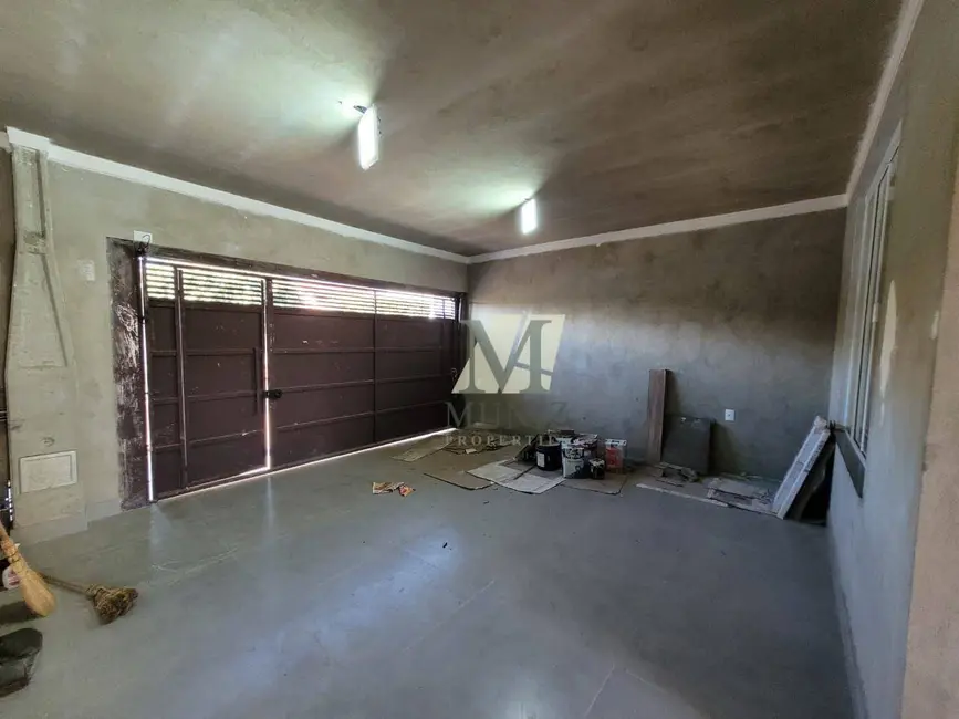 Foto 2 de Casa com 3 quartos à venda, 150m2 em Residencial Morumbi, Lins - SP