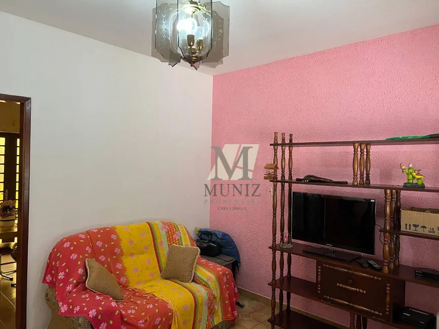 Foto 6 de Casa com 3 quartos à venda, 300m2 em Vila Bressani, Paulinia - SP