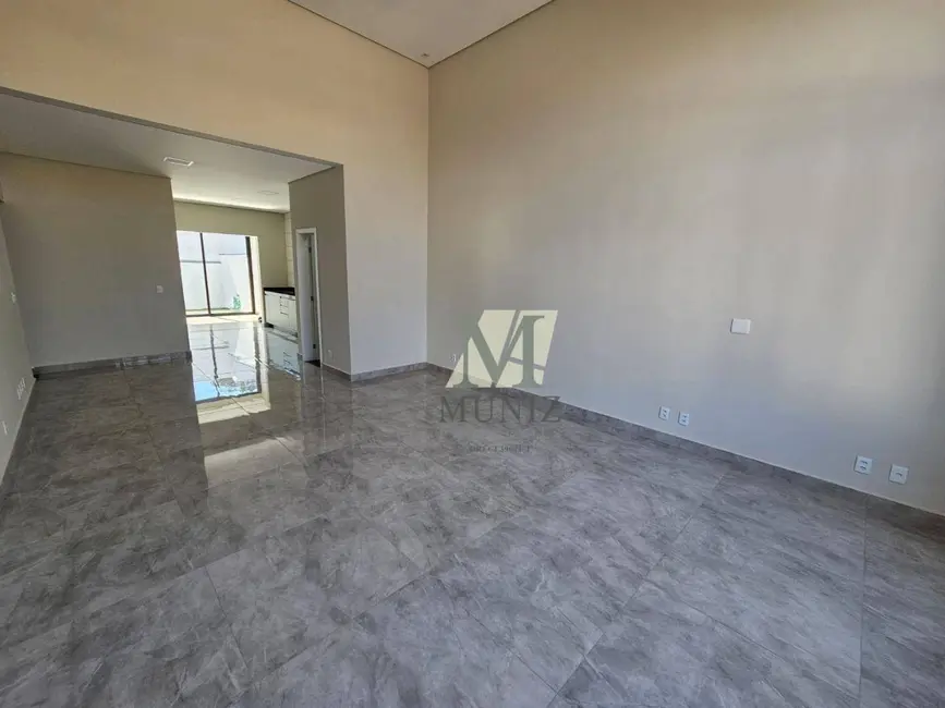 Foto 3 de Casa de Condomínio com 3 quartos à venda, 256m2 em Paulinia - SP