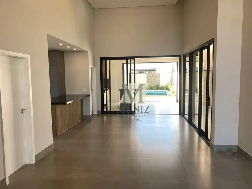 Foto 2 de Casa de Condomínio com 3 quartos à venda, 300m2 em Paulinia - SP