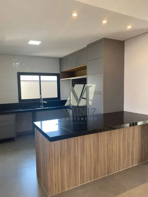 Foto 3 de Casa de Condomínio com 3 quartos à venda, 300m2 em Paulinia - SP