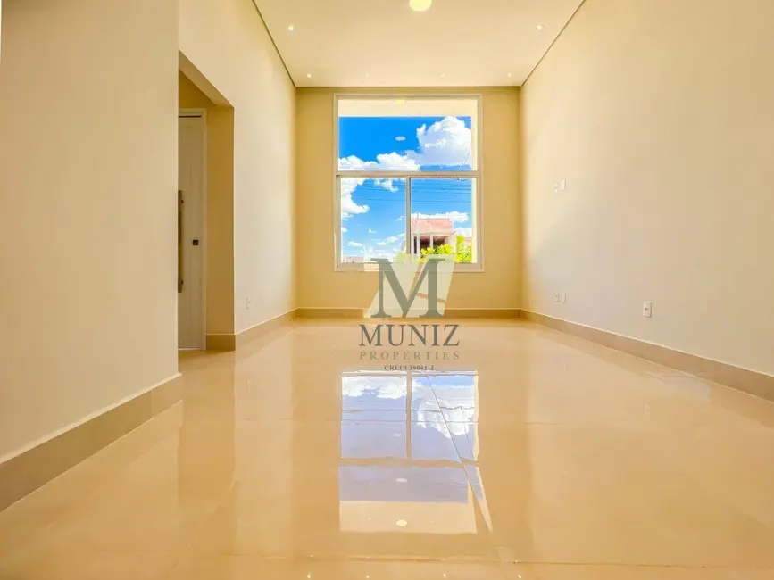 Foto 2 de Casa de Condomínio com 3 quartos à venda, 200m2 em Paulinia - SP