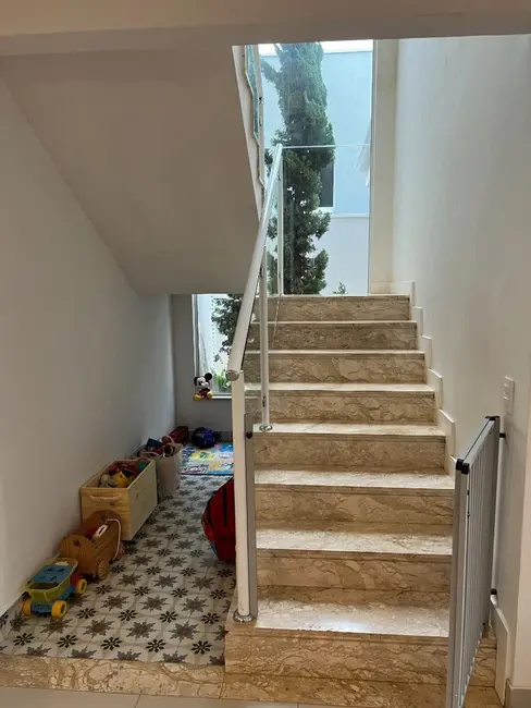 Foto 9 de Casa de Condomínio com 3 quartos à venda e para alugar, 390m2 em Paulinia - SP