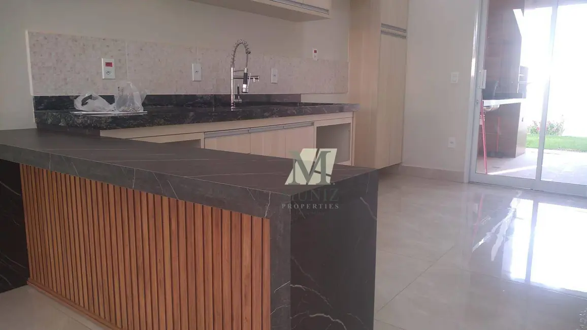 Foto 5 de Casa de Condomínio com 3 quartos à venda, 200m2 em Vila Monte Alegre, Paulinia - SP