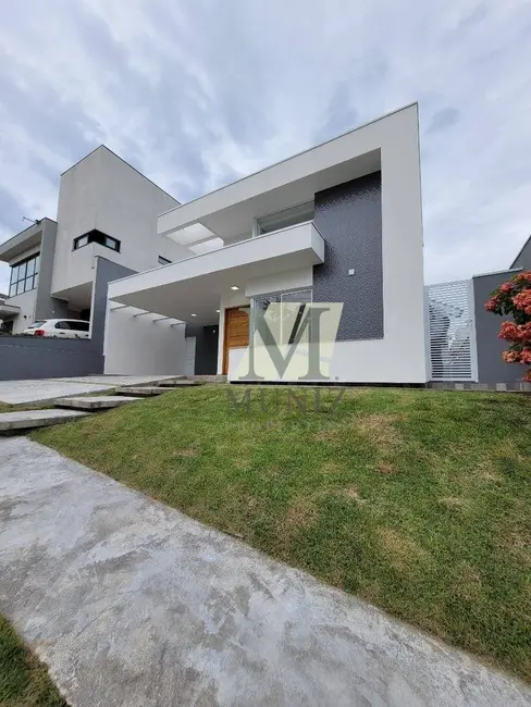 Foto 2 de Casa de Condomínio com 3 quartos para alugar, 300m2 em Cacapava - SP