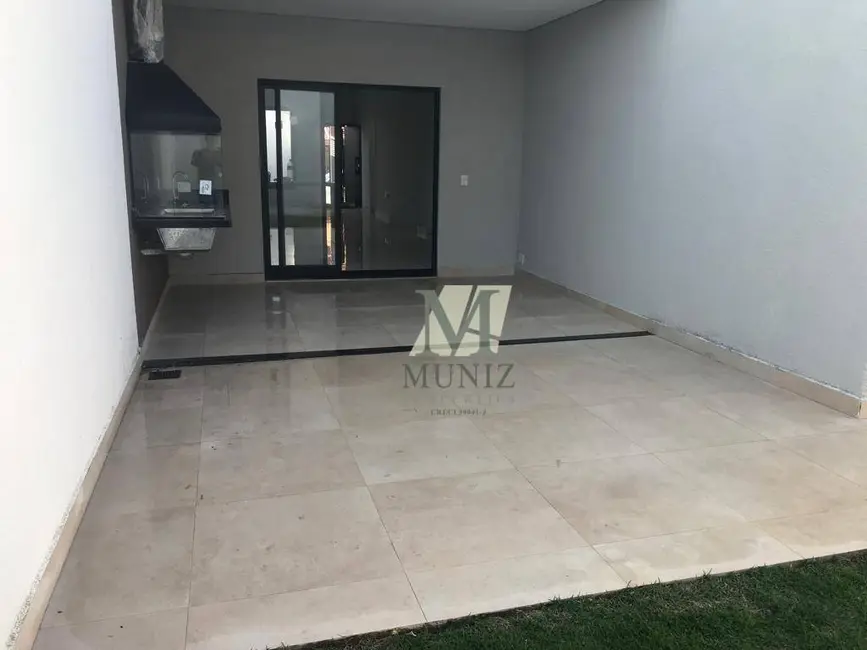 Foto 2 de Casa com 3 quartos à venda, 250m2 em Village das Flores, Cacapava - SP
