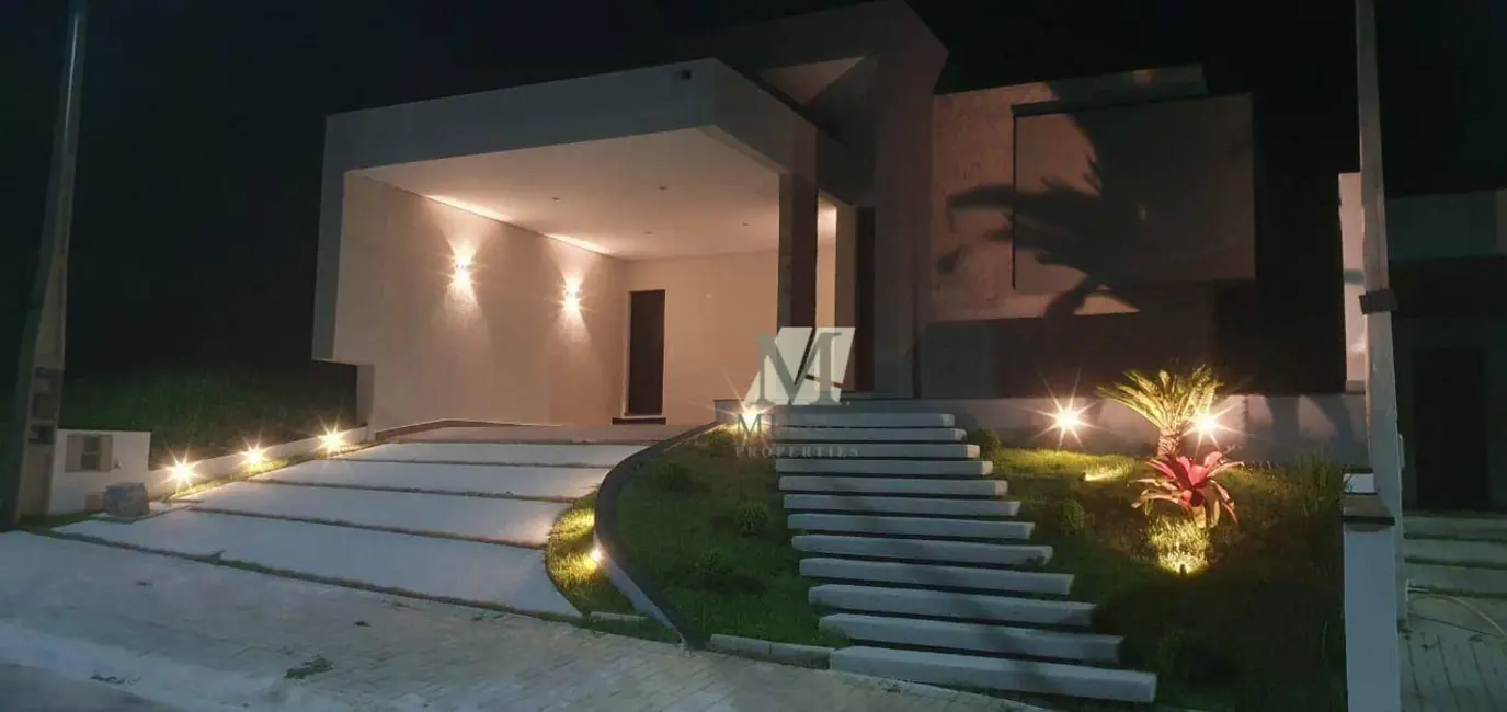 Foto 1 de Casa de Condomínio com 3 quartos à venda, 360m2 em Cacapava - SP