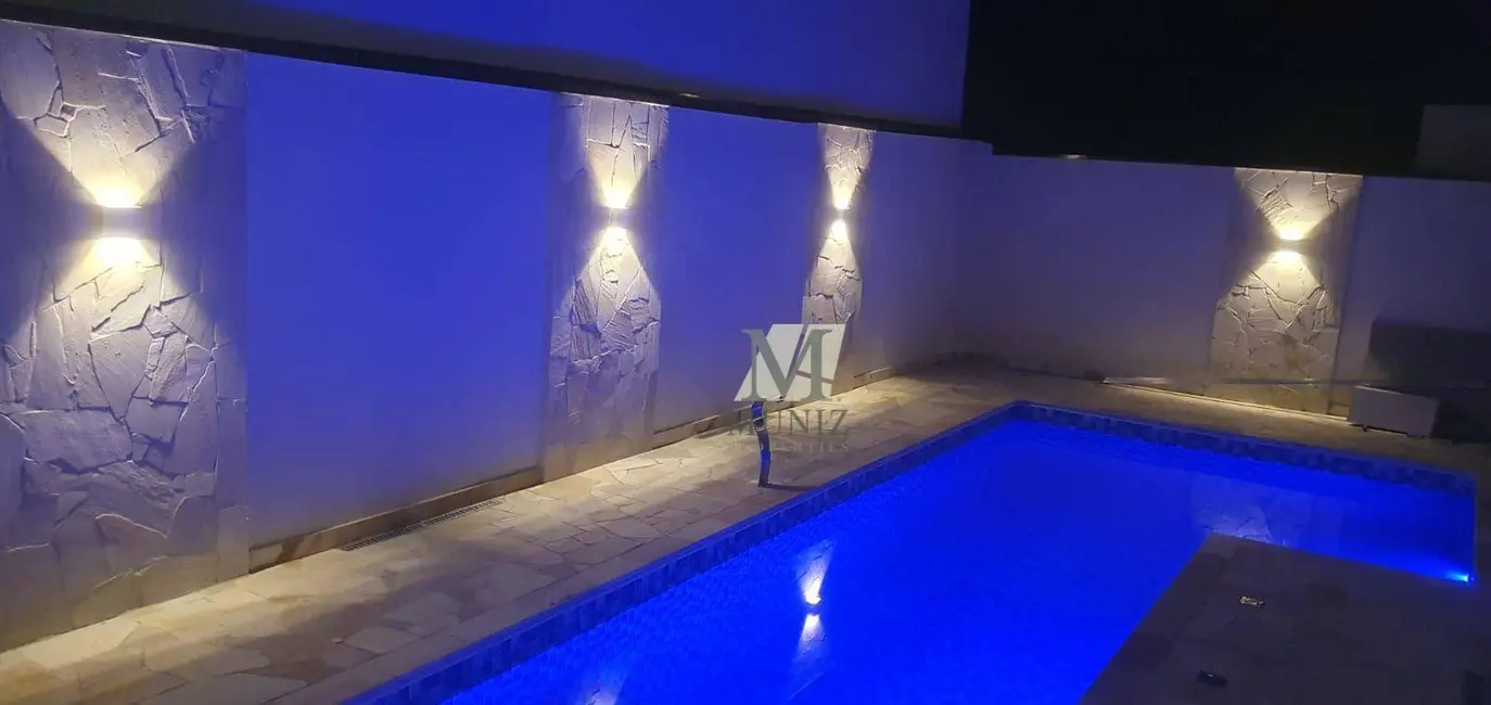 Foto 2 de Casa de Condomínio com 3 quartos à venda, 360m2 em Cacapava - SP
