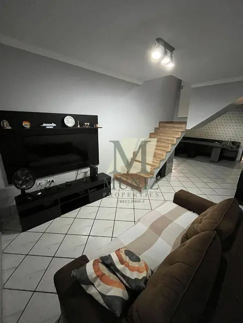 Foto 2 de Casa com 3 quartos à venda, 250m2 em Morada dos Nobres, Taubate - SP