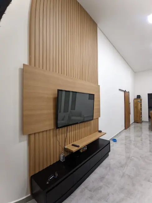 Foto 3 de Casa de Condomínio com 3 quartos à venda, 300m2 em Parque Residencial Maria Elmira, Cacapava - SP