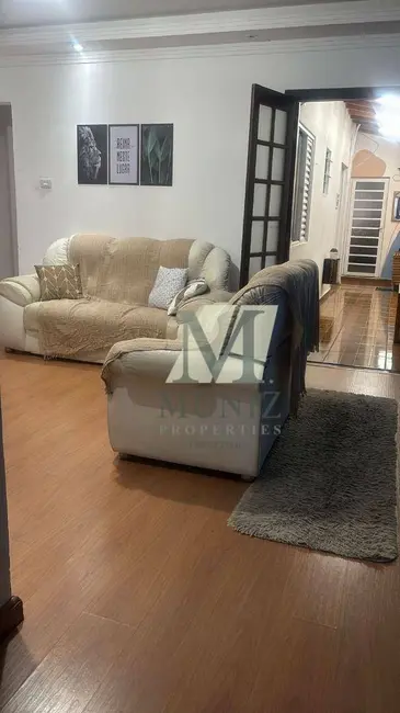 Foto 1 de Casa com 3 quartos à venda, 135m2 em Jardim Rafael, Cacapava - SP