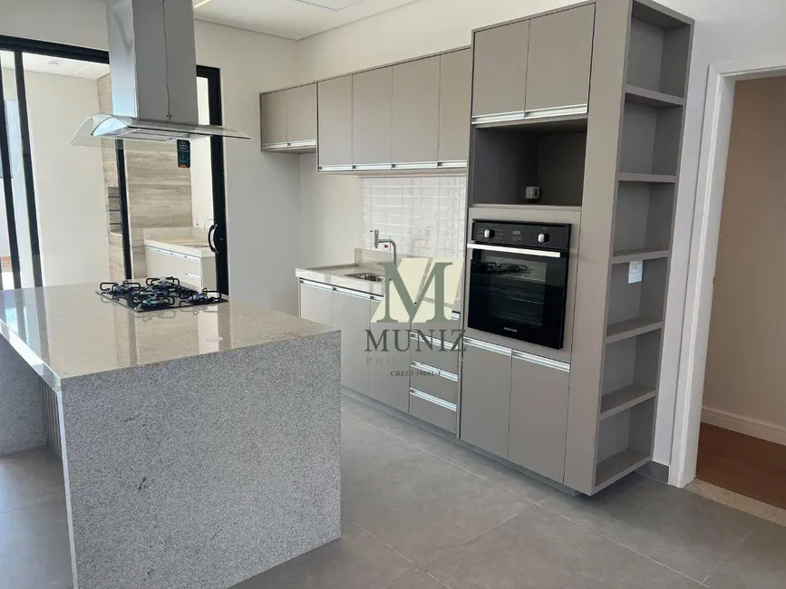 Foto 3 de Casa de Condomínio com 3 quartos à venda, 300m2 em Paulinia - SP