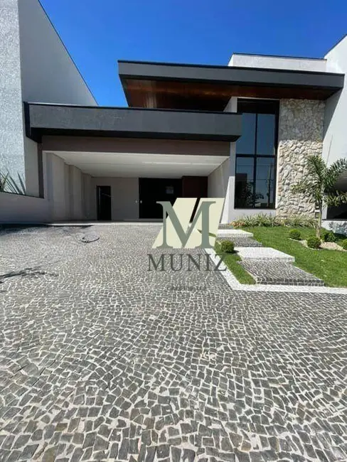 Foto 1 de Casa de Condomínio com 3 quartos à venda, 300m2 em Parque Brasil 500, Paulinia - SP