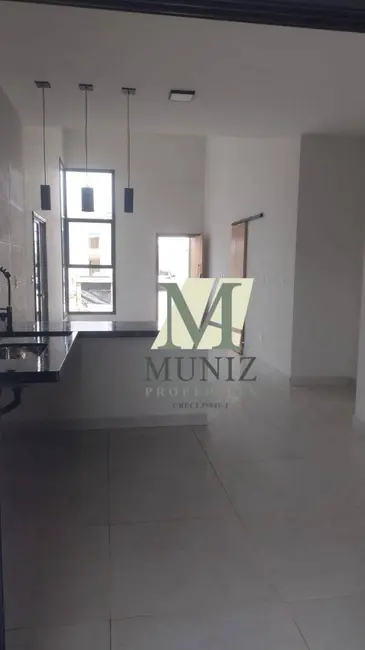 Foto 2 de Casa de Condomínio com 3 quartos à venda e para alugar, 280m2 em Cacapava - SP