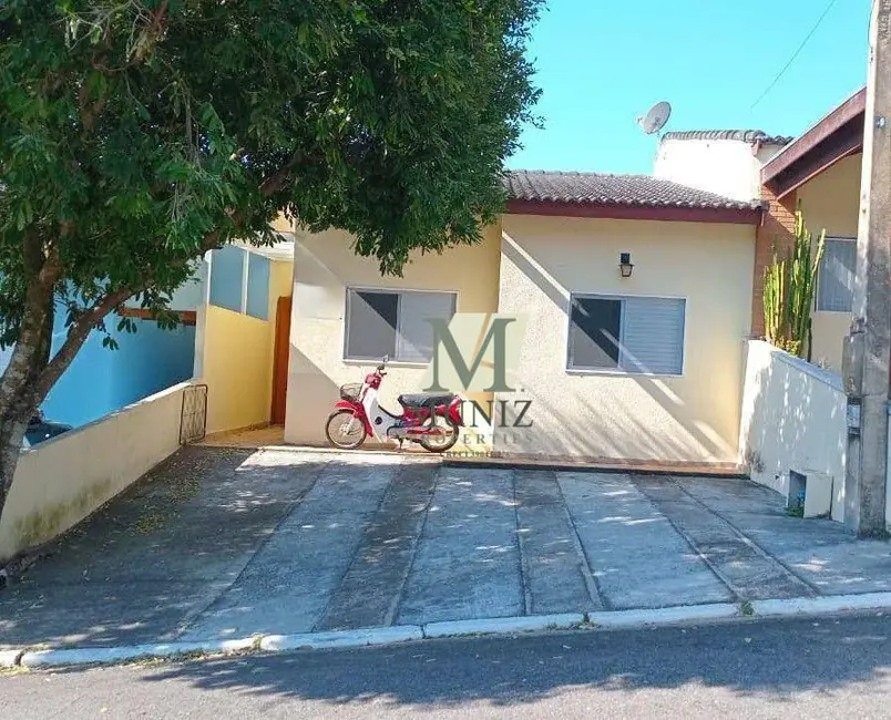 Foto 2 de Casa de Condomínio com 2 quartos à venda, 127m2 em Vila Bandeirantes, Cacapava - SP