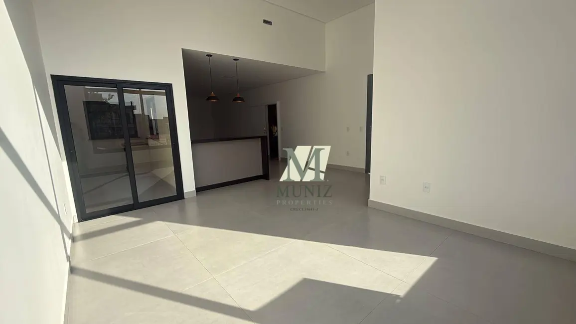 Casa de Condomínio com 3 quartos à venda, 300m2 em Parque Brasil 500, Paulinia - SP - imagem 2 Foto 2 de Casa de Condomínio com 3 quartos à venda, 300m2 em Parque Brasil 500, Paulinia - SP