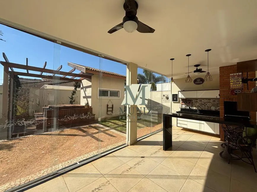 Foto 4 de Casa com 3 quartos à venda, 390m2 em Paulinia - SP