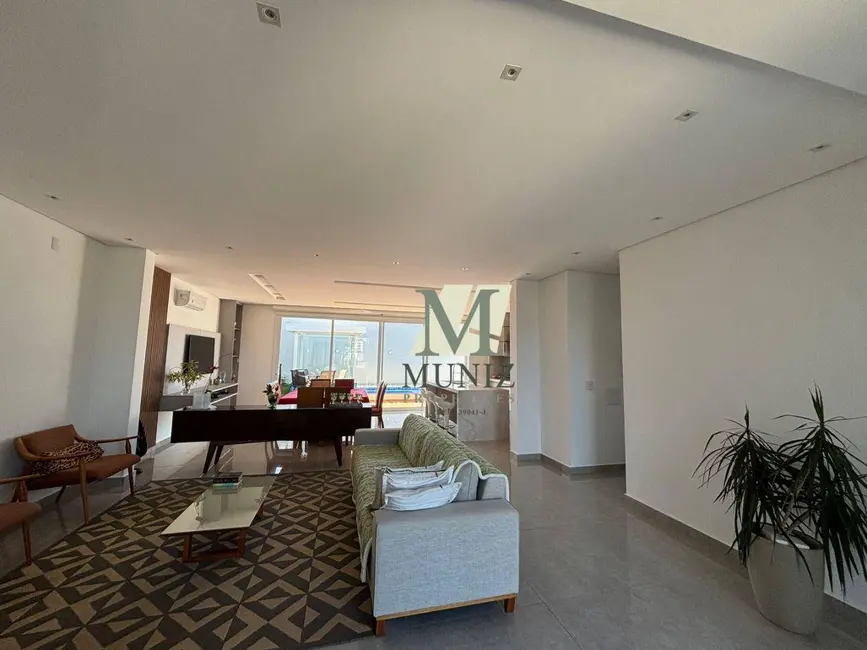 Casa de Condomínio com 3 quartos à venda e para alugar, 338m2 em Paulinia - SP - imagem 9 Foto 9 de Casa de Condomínio com 3 quartos à venda e para alugar, 338m2 em Paulinia - SP