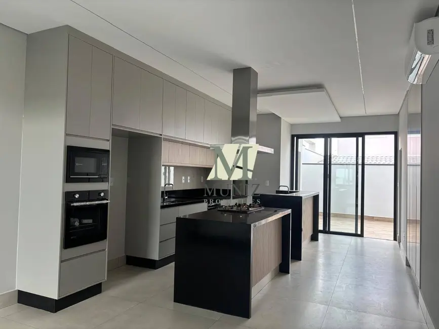 Foto 3 de Casa de Condomínio com 3 quartos à venda, 300m2 em Parque Brasil 500, Paulinia - SP