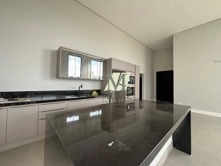 Casa de Condomínio com 3 quartos à venda, 320m2 em Jardim Ypê, Paulinia - SP - imagem 6 Foto 6 de Casa de Condomínio com 3 quartos à venda, 320m2 em Jardim Ypê, Paulinia - SP