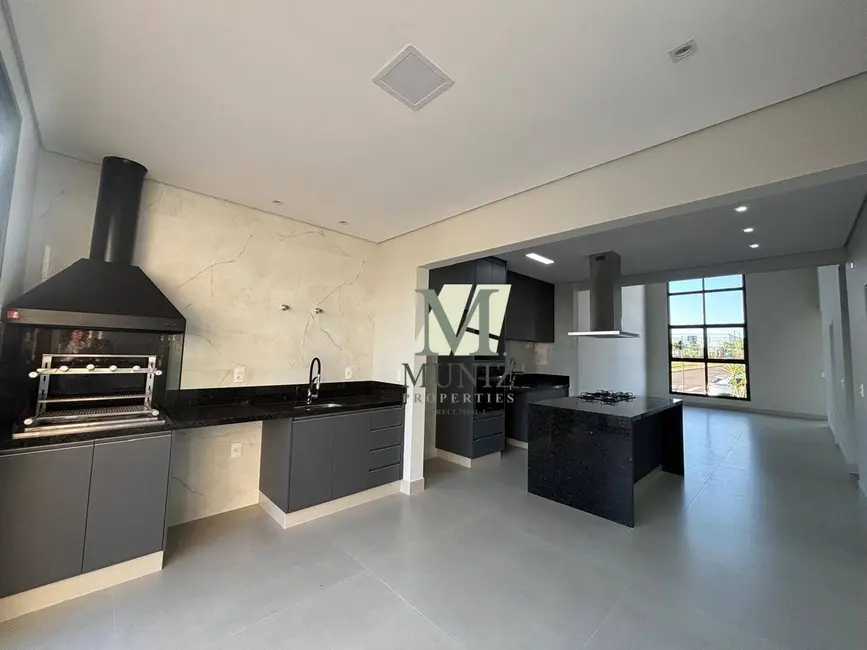 Casa de Condomínio com 3 quartos à venda, 300m2 em Jardim Ypê, Paulinia - SP - imagem 2 Foto 2 de Casa de Condomínio com 3 quartos à venda, 300m2 em Jardim Ypê, Paulinia - SP