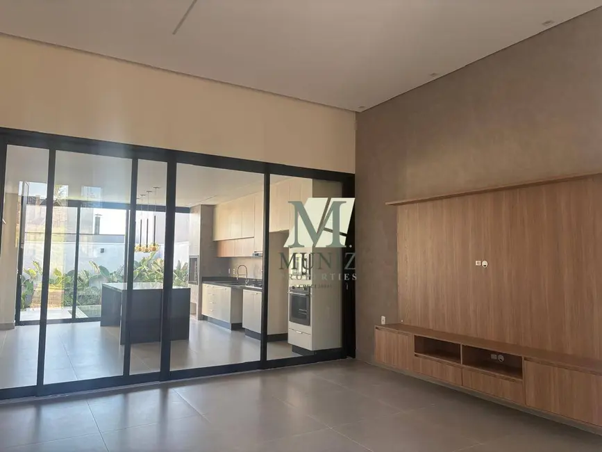 Foto 1 de Casa de Condomínio com 3 quartos à venda, 300m2 em Jardim Ypê, Paulinia - SP