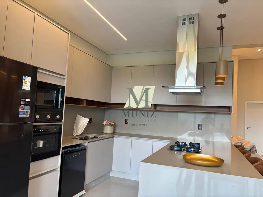 Foto 12 de Casa de Condomínio com 3 quartos para alugar, 300m2 em Boa Esperança, Paulinia - SP