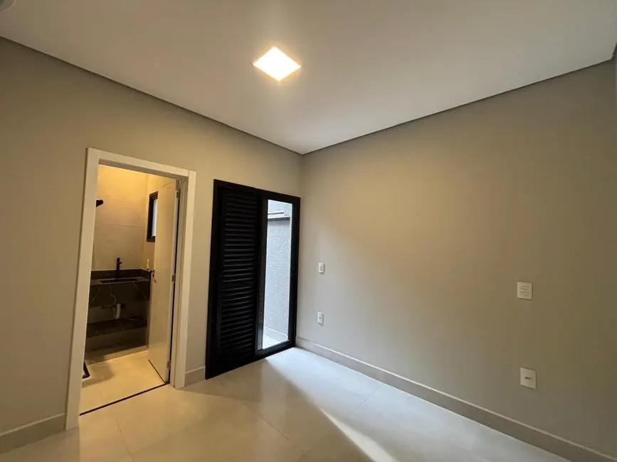 Casa de Condomínio com 3 quartos à venda, 200m2 em Parque Brasil 500, Paulinia - SP - imagem 9 Foto 9 de Casa de Condomínio com 3 quartos à venda, 200m2 em Parque Brasil 500, Paulinia - SP