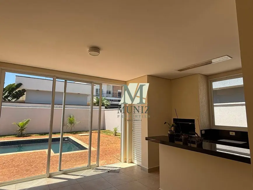 Foto 3 de Casa de Condomínio com 3 quartos para alugar, 455m2 em Jardim de Itapoan, Paulinia - SP