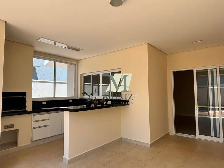 Foto 8 de Casa de Condomínio com 3 quartos para alugar, 455m2 em Jardim de Itapoan, Paulinia - SP