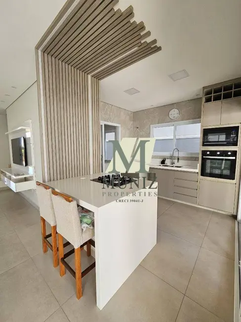 Foto 4 de Casa de Condomínio com 3 quartos à venda, 250m2 em Parque Brasil 500, Paulinia - SP